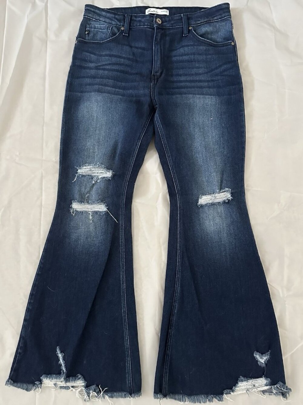 KanCan Flare High Rise Ripped Jean Size 30 Distressed Pockets
